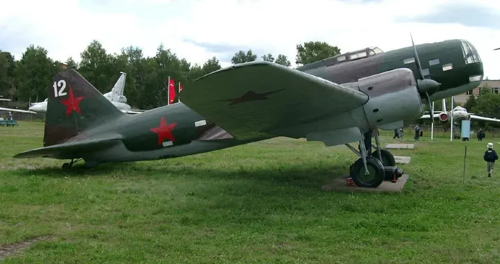 首炸柏林一战成名，援华抗日功勋卓著