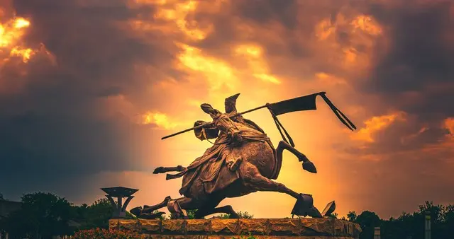 张骞：一位被严重低估的“带货顶流”双脚丈量出大汉的星辰大海？