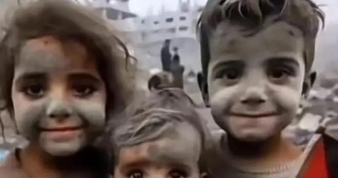 愿和平之光照耀中东，更愿寰宇同沐安宁 ！