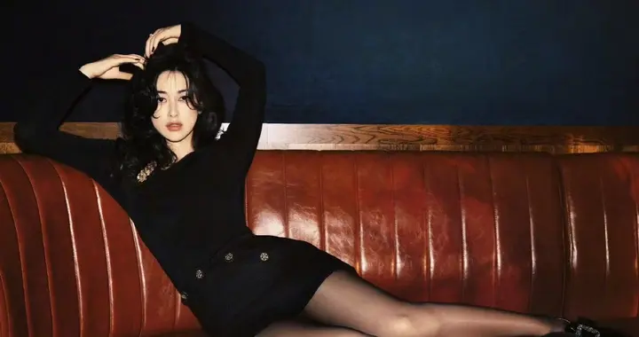 朱珠黑色系丝袜美腿画报｜又欲又高级的东方御姐天花板