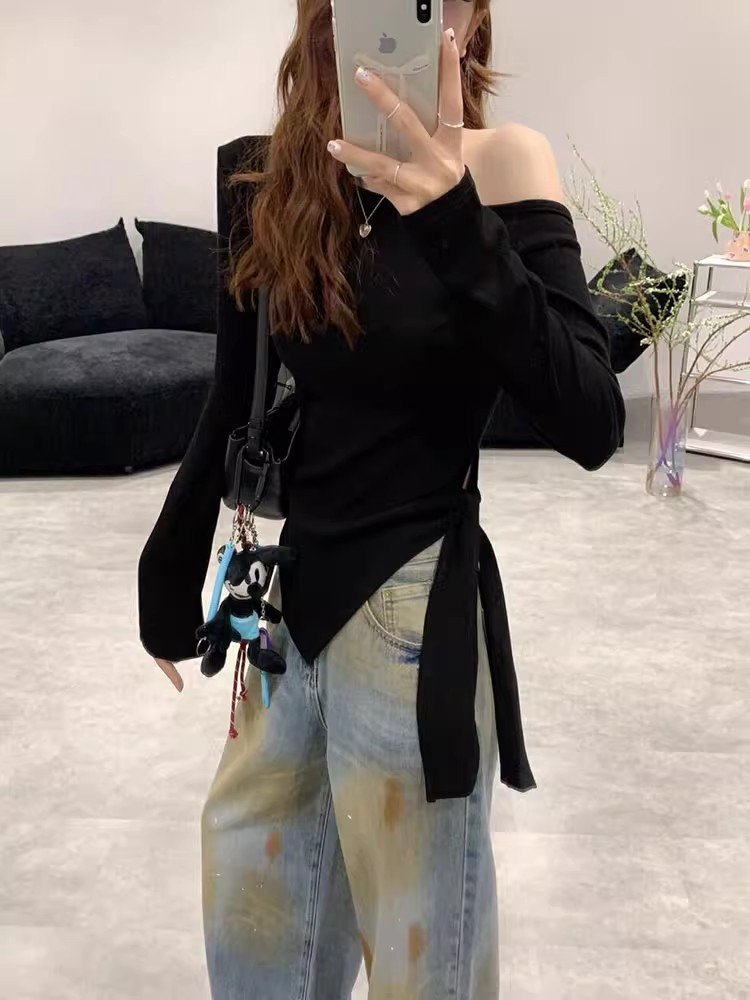 法式黑色斜肩长袖t恤女春秋季不规则修身短