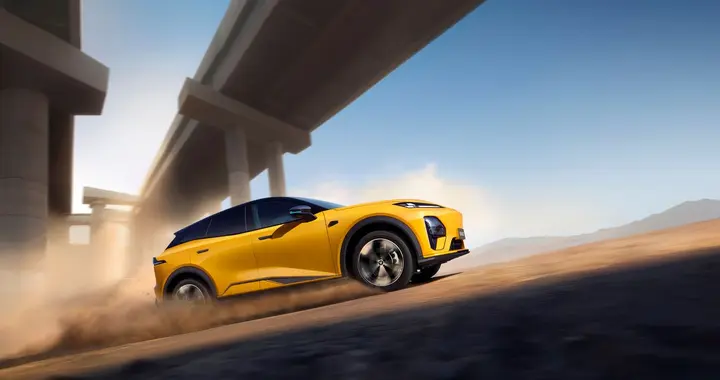 告别驾驶焦虑！揭开全新深蓝S07让你秒变“老司机”的秘密