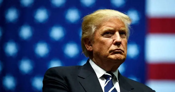 决裂至死！美国前副总统死后特朗普装哑巴，白宫降半旗敷衍了事