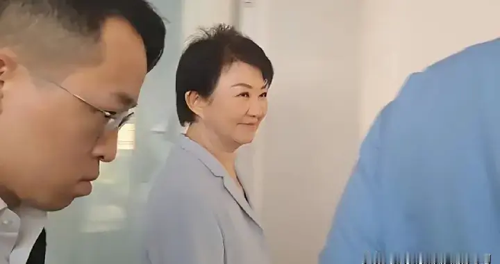 风向大变！卢秀燕端午四处奔走，2028布局早已悄然开启