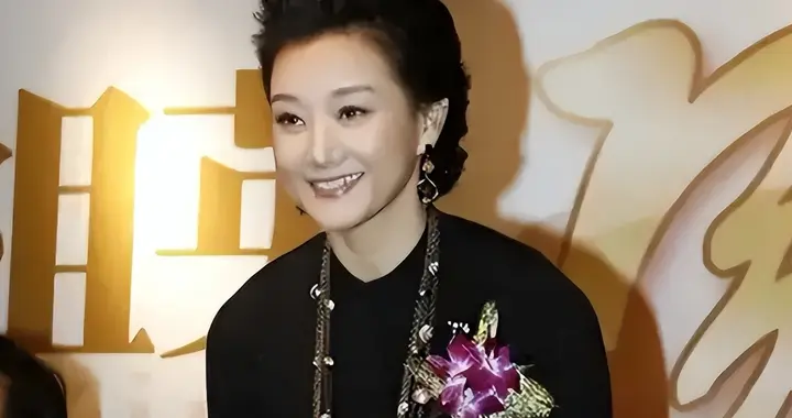 身价上亿，却因10万元将保姆送进监狱，59岁宋祖英现况如何？