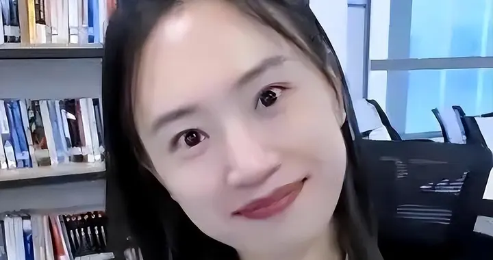 原来她是张雪峰前妻，90后历史学博士‌，两人离婚后曾一起上节目