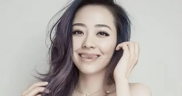 有一种算计叫张靓颖冯珂，离婚7年后，二人之间的输赢高下立见