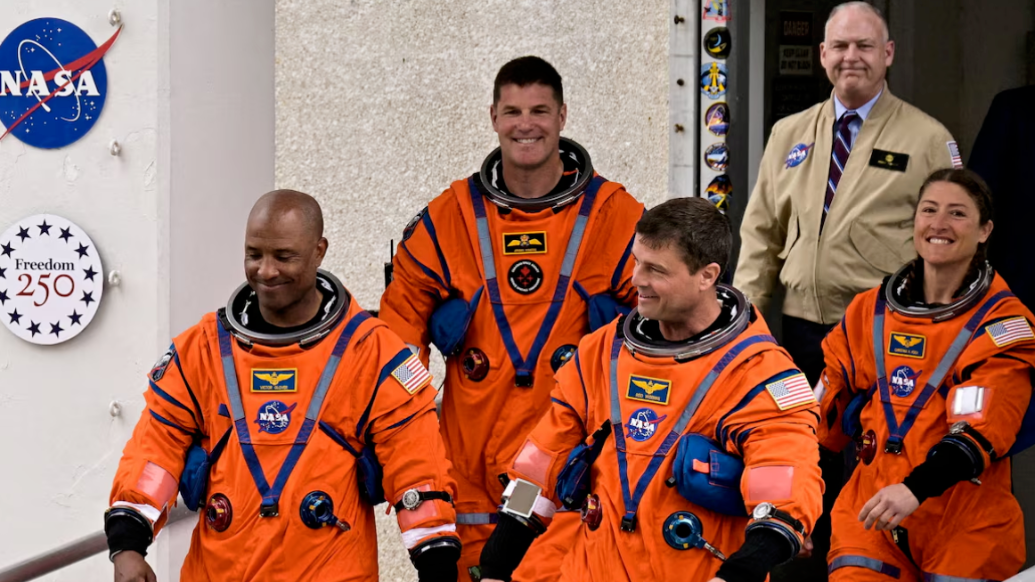 50多年来首次 NASA发射绕月火箭、执行“阿尔忒弥斯二号”任务