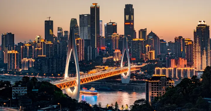 重庆与成都，谁才是真正的“西南第一古城”？揭秘3000年双城