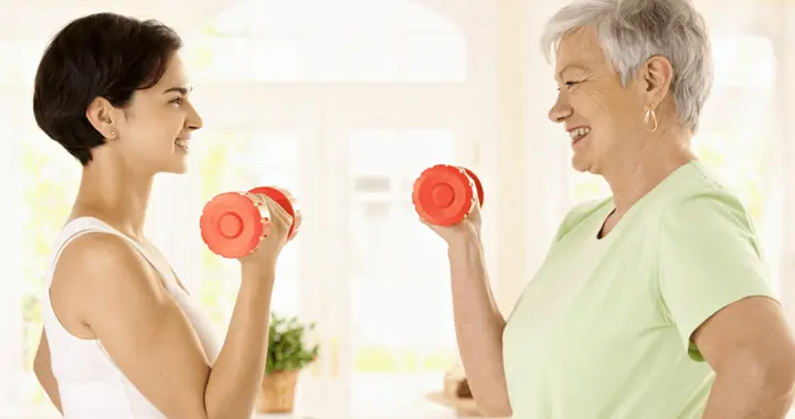 中老年人别只补钙，肌肉流失腿脚困乏，这3种食物要多吃点！