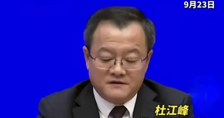 基层教师收入涨了！十年坚守能否留住人心？教育改革路还有多远？
