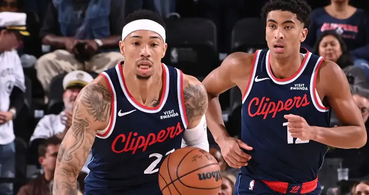 明明成熟度很高，快船早点给侧翼新星机会他可能早就打出来了？