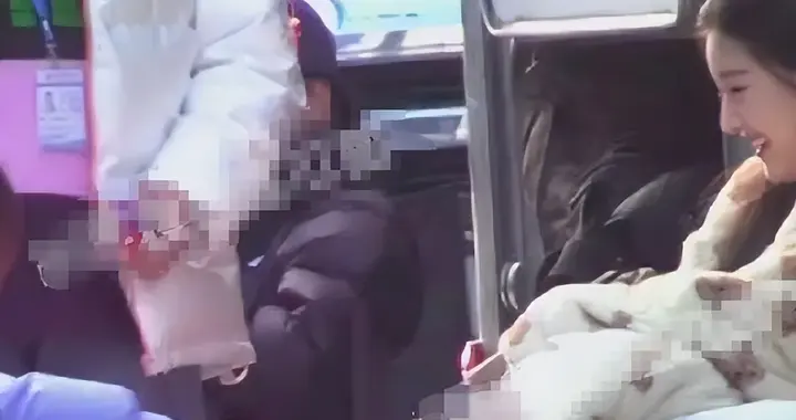 明明只是"戏子"，偏把自己当回事，这4位明星一个比一个离谱