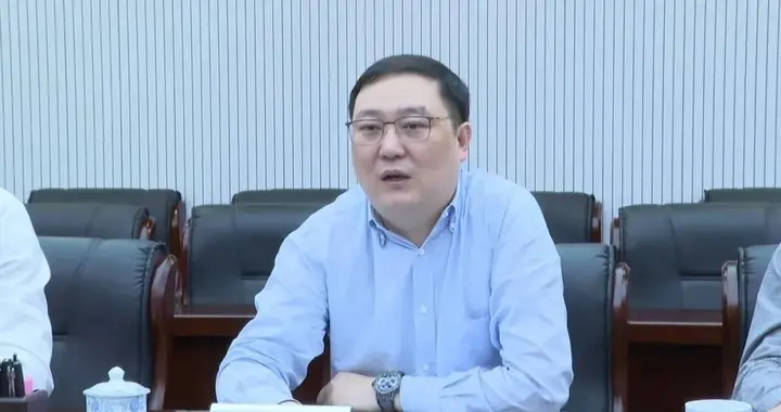 突发，董卿老公密春雷被告上法庭