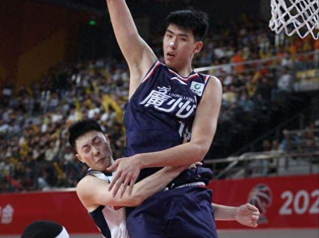 2026年CBA季后赛，广东男篮1-2不敌北京止步八强，徐昕场均10+...