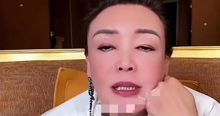 张兰不干了，汪小菲没接住，麻六记到底谁说了算。