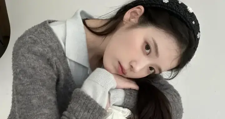 IU李知恩逆袭人生：从蟑螂屋到首韩国最富女偶像，底层翻盘太励志