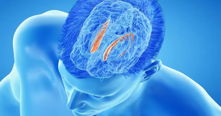 脑梗预警别忽视，医生提醒：频繁4个信号，是身体在求救