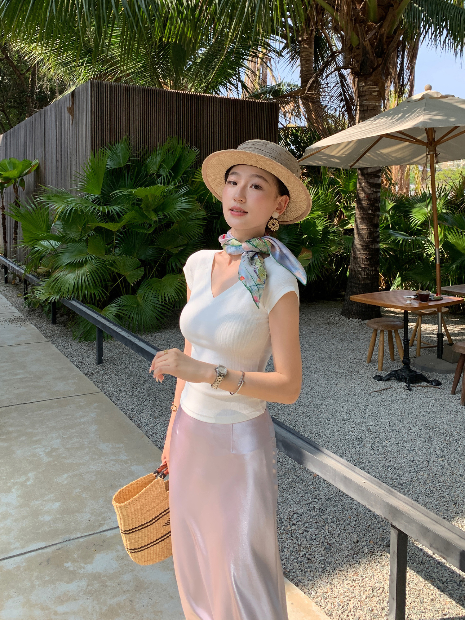 夏季温柔气质修身显瘦短款小飞袖T恤上衣