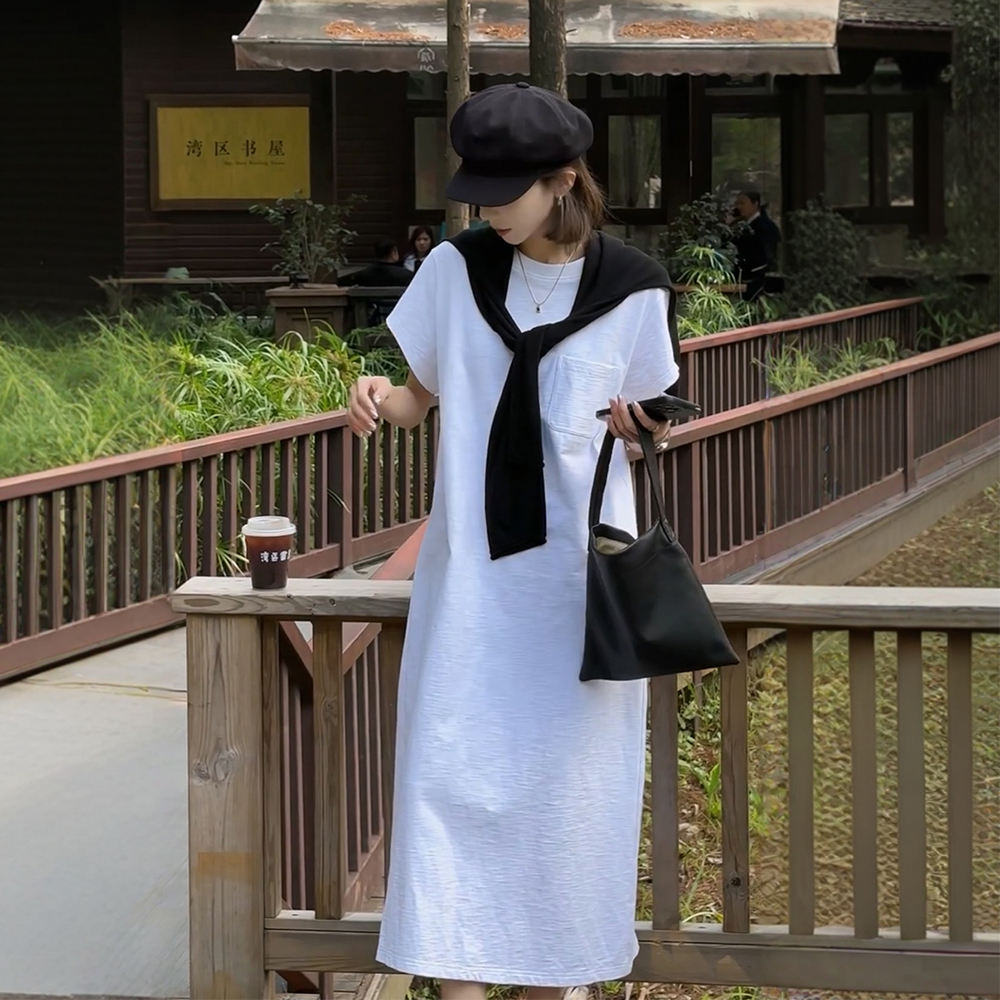 白色圆领开叉连衣裙宽松显瘦长裙绝美小裙子