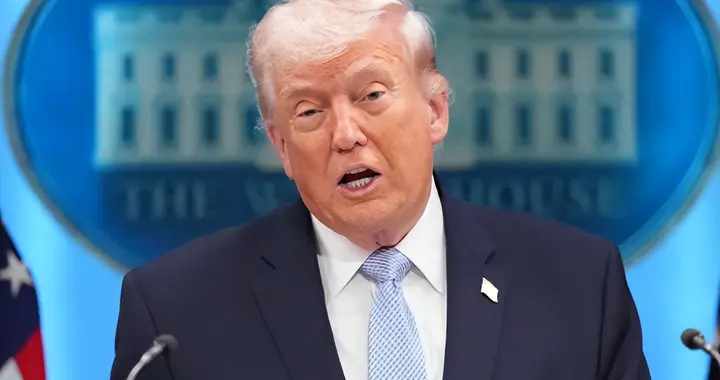 中东停火不到48小时，高市就调转枪口对准中国，30国北约大使访日