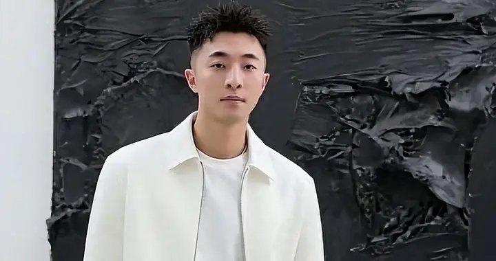 痛心！贵州36岁顶梁柱离世，又高又帅，嘴唇发紫母亲哭到失去意识