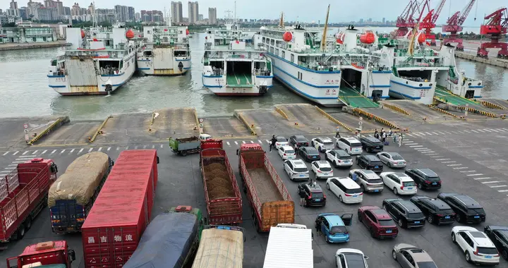 海南封关，新加坡急得上蹿下跳，因好日子到头了