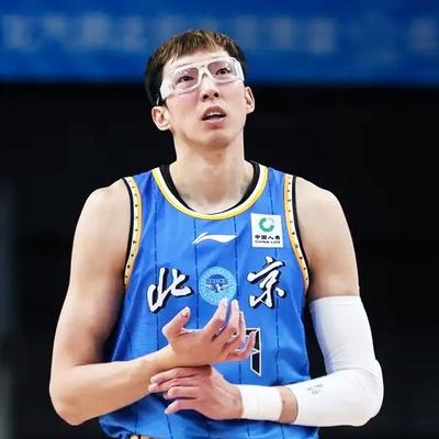 宁静雨：上海队的十八连胜会终结吗？CBA