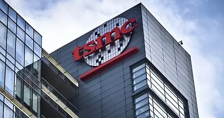 反转竟然如此之快！ASML突然改口，外媒：这风格太欧洲了