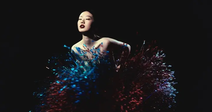 单依纯深圳演唱会封神变装！4套高定造型切换，每套都藏小心机