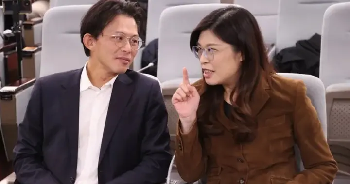 蓝白今确定谁选新北市长，国民党一人胜率高，郑丽文又祸从口出？