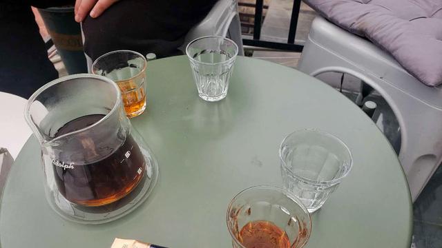 张无忌的书房：本人80后男，44岁，单身