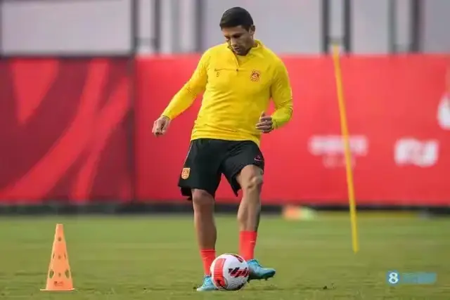 艾克森落选国足原因曝光 不屑当替补 扬帅一怒之下将其彻底封杀