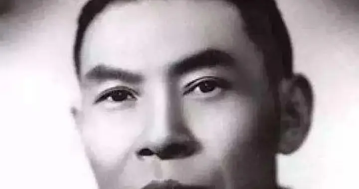 黄金荣为何在上海解放前夕选择留下？一场关于算计、生存真实选择