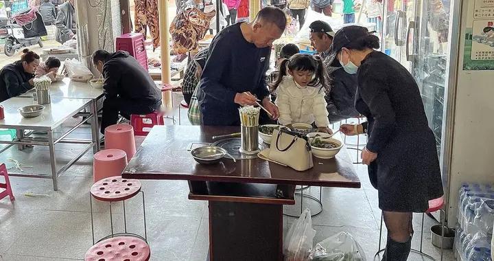一个奇怪的现象：计划生育写入宪法后，为什么今天还在被误读？