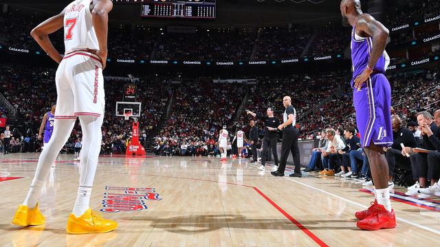 飞鱼篮球：湖人今天119-103大胜勇士