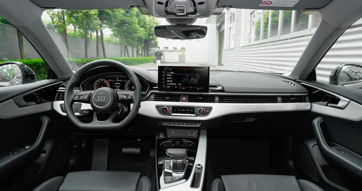 传承与革新之间：2025款奥迪A5的座舱智能化答卷