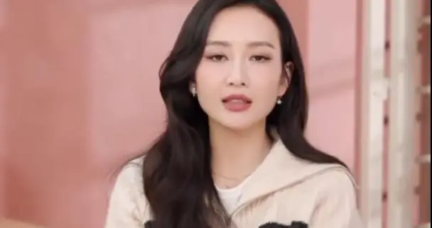 演员王鸥直播回应跨界带货：怕别人说她是没有戏拍了吗