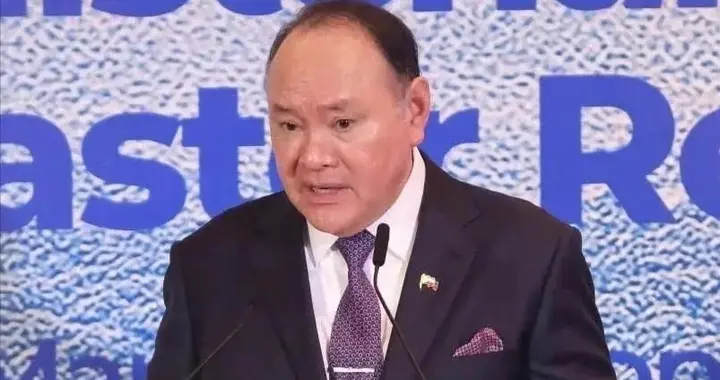 菲律宾很急，想让中国把破船拖走，我们偏不上套，背后下了盘大棋