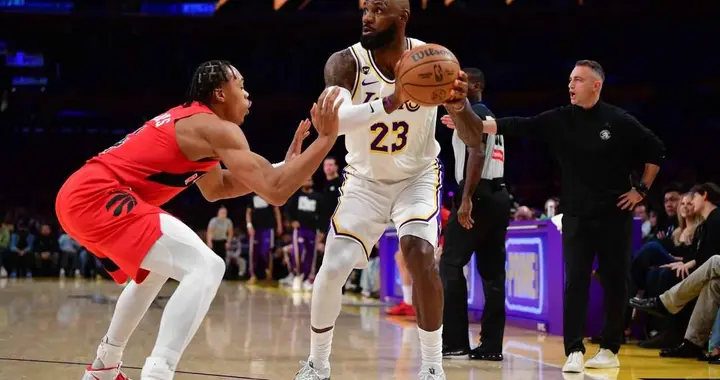 湖人3人20+，逆转猛龙！詹姆斯1战拿下2个历史第一纪录，前无古人