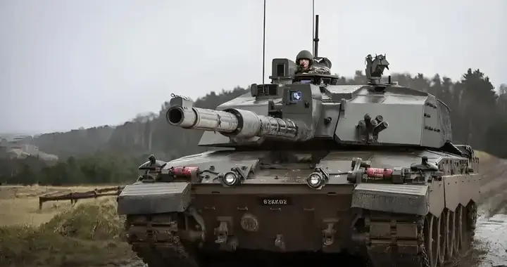 自废武功的俄罗斯坦克