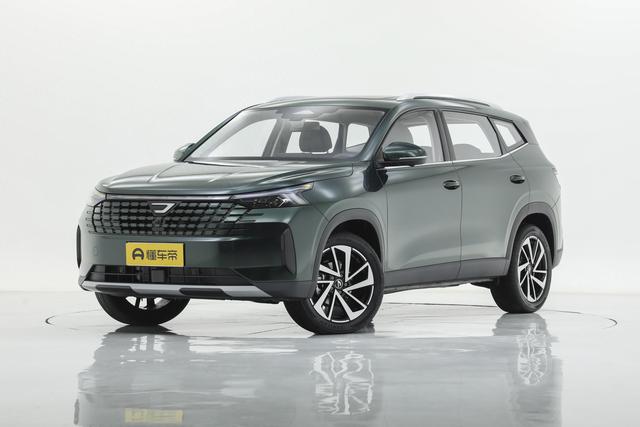 配1.4T动力 捷达VS8实车亮相 内饰跟上时代了