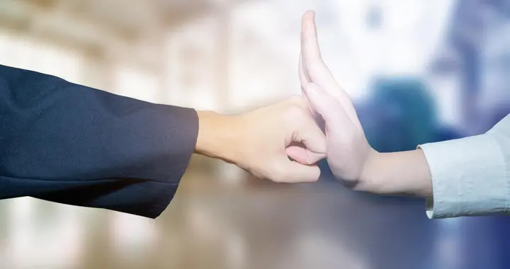 别再做单位的“老实人”了！真正的高手，都懂得“得罪”领导！