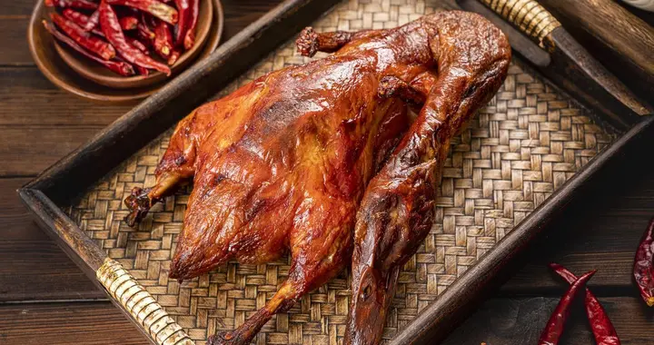 银行和鸭子店合作