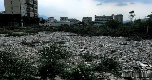 玉龙填埋场全国最大体量开挖修复的“城市伤疤”到产业高地的转型