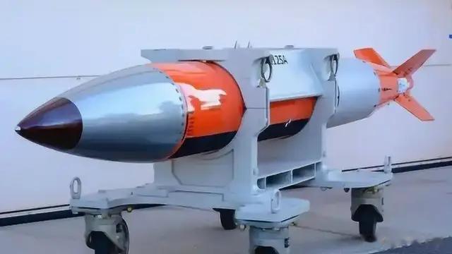 17年来，美国首次在英部署核弹，部署的B61-12型核弹有何特别之处