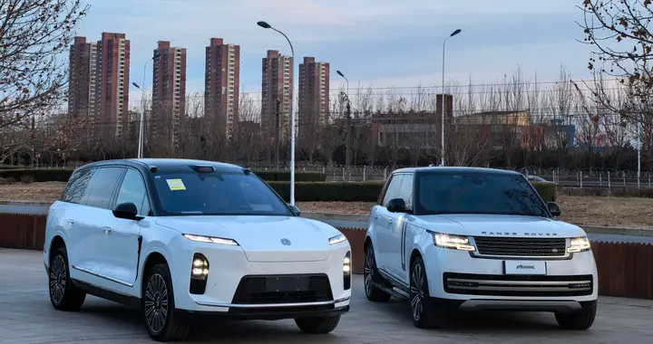 世纪同框，请选择你的座驾