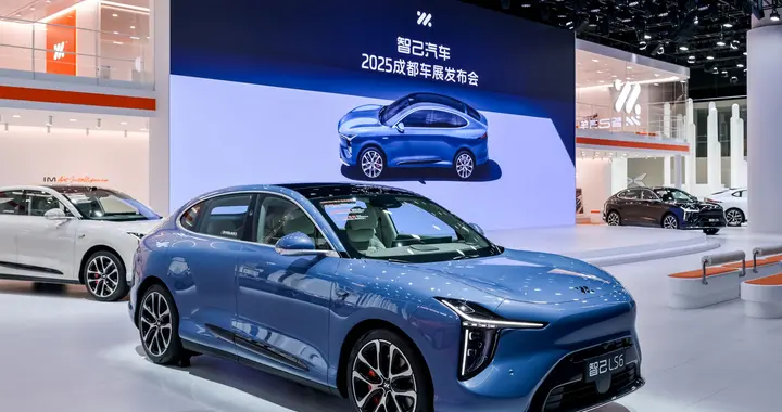 预售订单破48000台 智己LS6开启超级增程时代