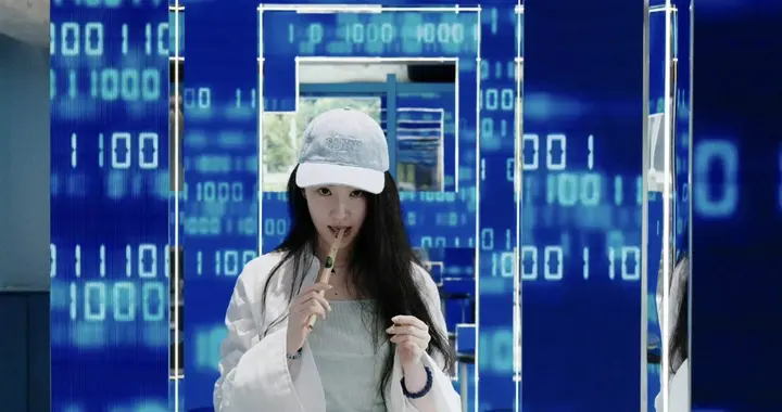 刘亦菲素颜女大：白月光学姐杀回来了，内娱"淡颜天花板"又上分！