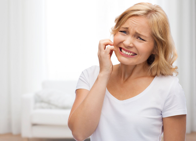 世界上最痛的病是什么病？疼痛排名前4的疾病，经历过的真了不起